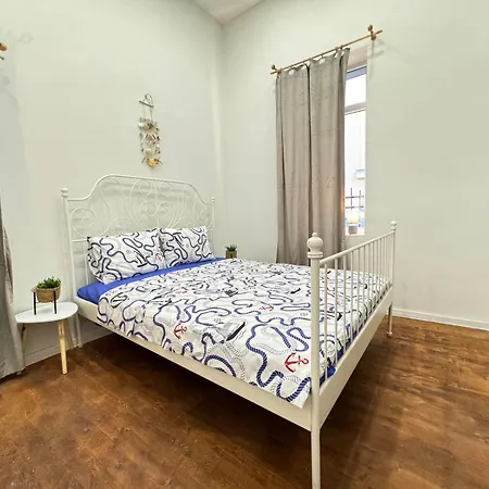 Compass- Super Center